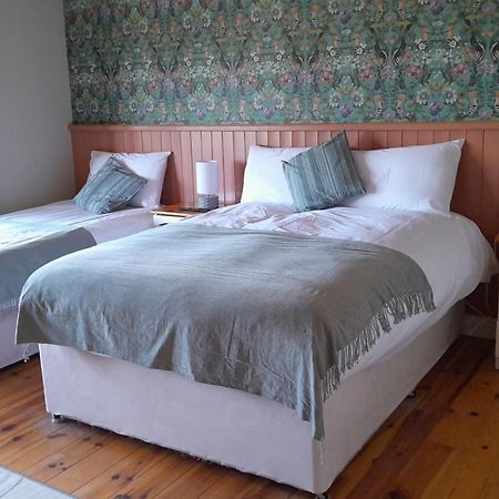 Ard Na Coille Hotel Тралий Екстериор снимка