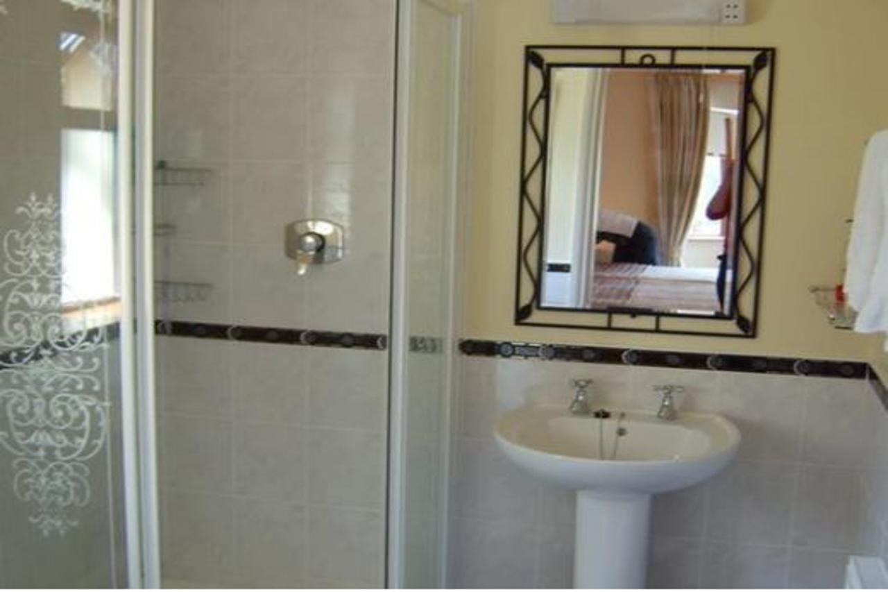 Ard Na Coille Hotel Тралий Екстериор снимка