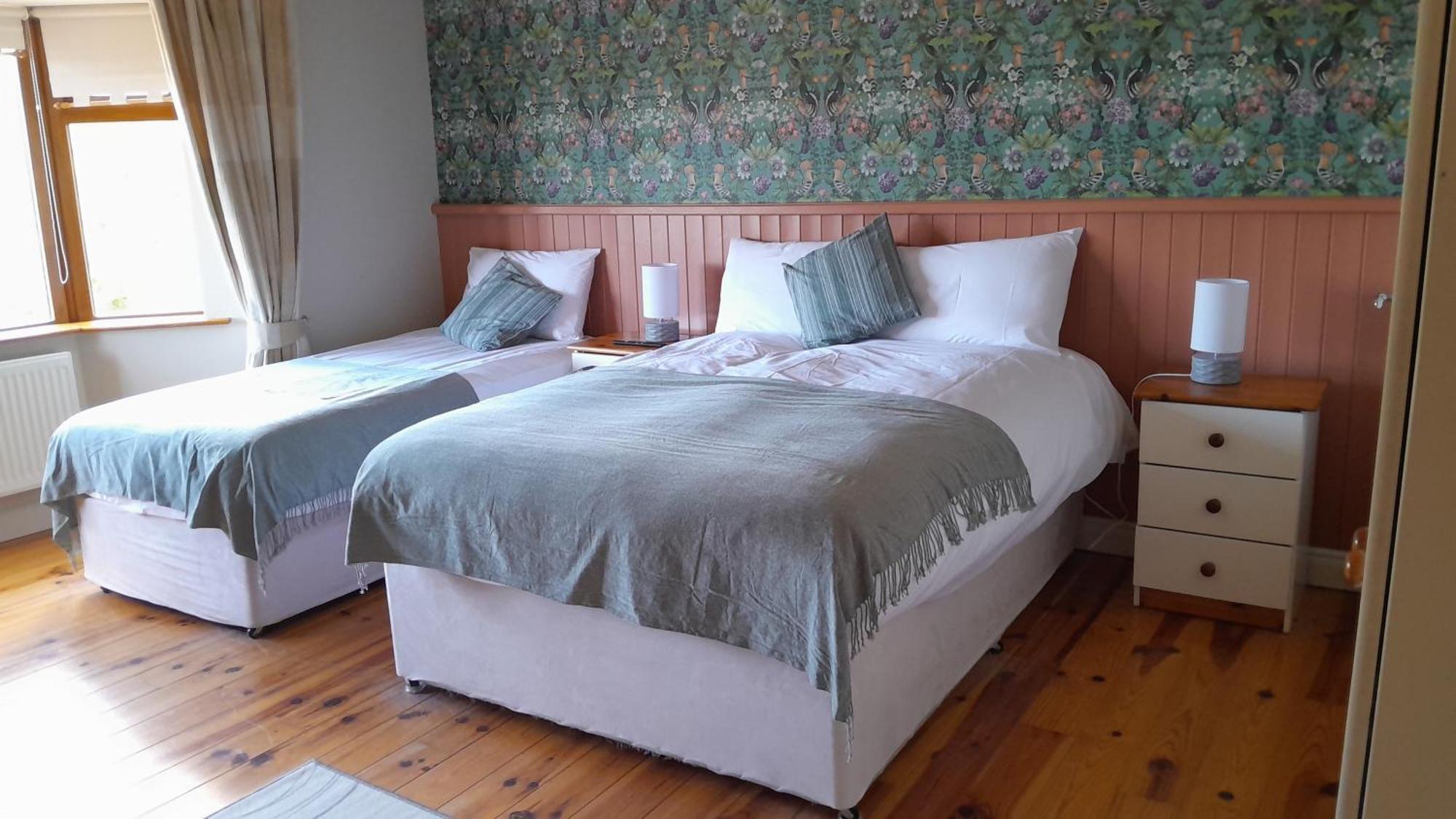 Ard Na Coille Hotel Тралий Екстериор снимка